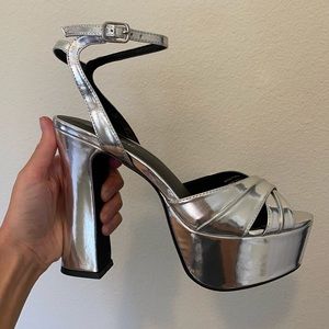 Nasty Gal silver chrome disco heel sz. 7.5